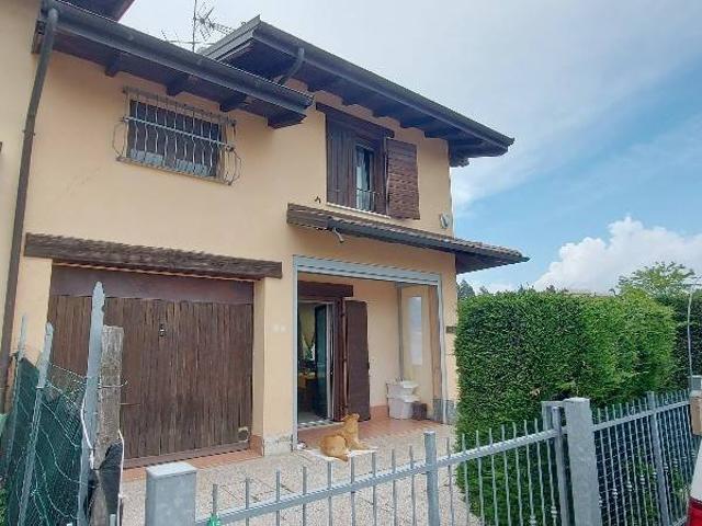 Villa Schiera in vendita a Unione dei comuni del Frignano, Serramazzoni