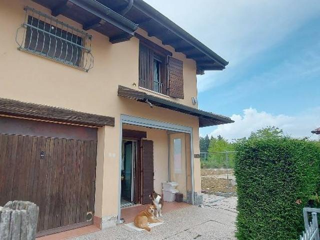 Villa Schiera in vendita a Unione dei comuni del Frignano, Serramazzoni