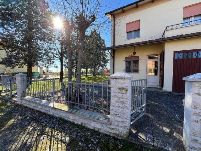 Villa Schiera in vendita a Unione dei comuni del Frignano, Serramazzoni