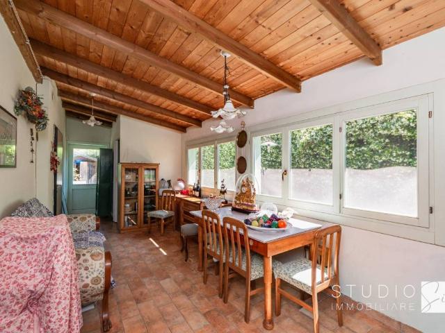 Villa Schiera in vendita a Stazione Masotti, Serravalle Pistoiese