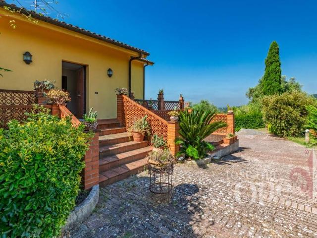 Villa Schiera in vendita a Serravalle Pistoiese, Toscana