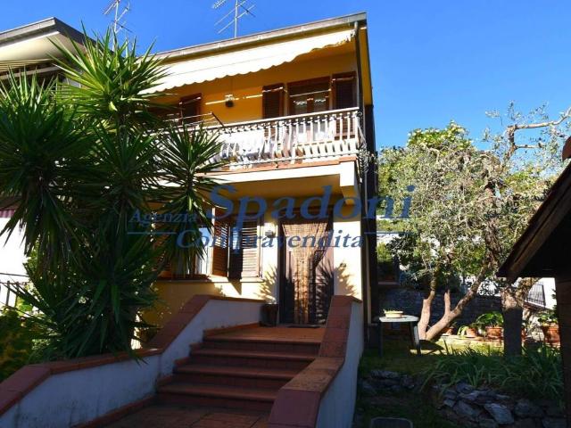 Villa Schiera in vendita a Serravalle Pistoiese, Pistoia