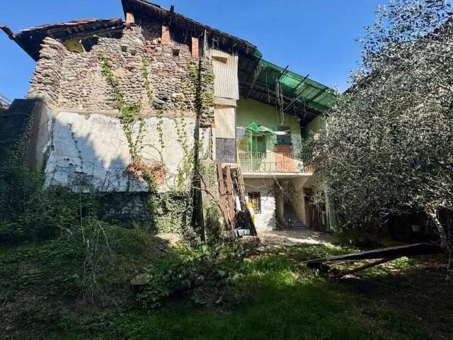 Villa Schiera in vendita a Cellio con Breia, Piemonte