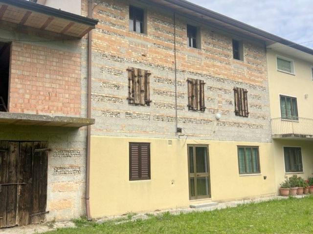 Villa Indipendente in vendita a Sesto Al Reghena, Friuli-Venezia Giulia