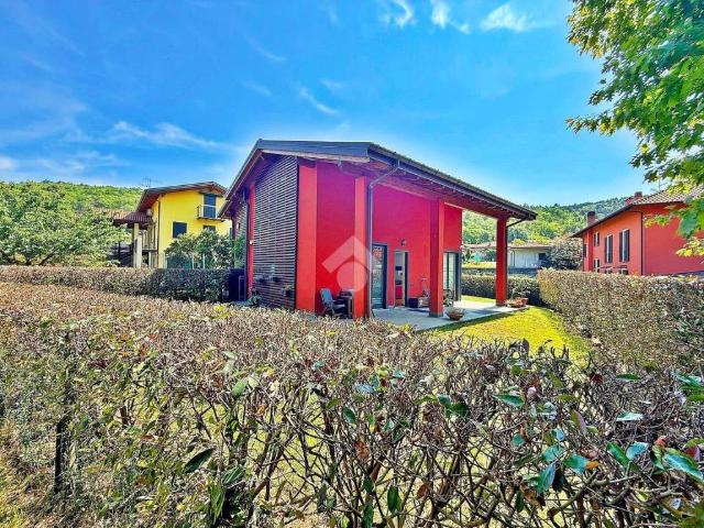 Villa Schiera in vendita a Santa Fe, Sesto Calende
