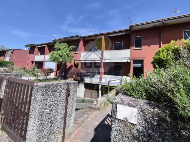 Villa Schiera in vendita a Sesto Ed Uniti, Lombardia