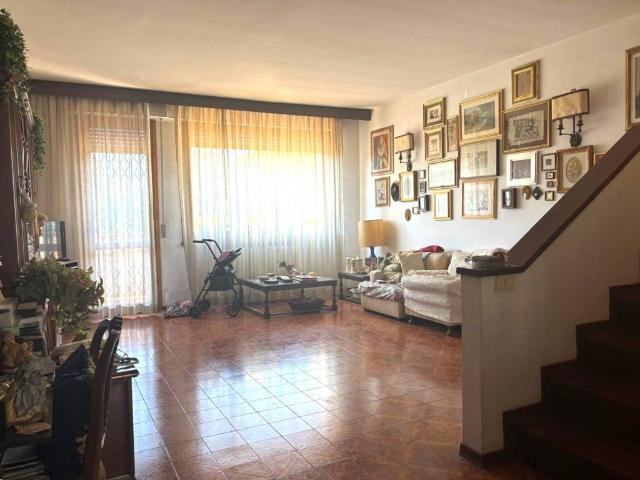 Villa Schiera in vendita a Zambra, Sesto Fiorentino