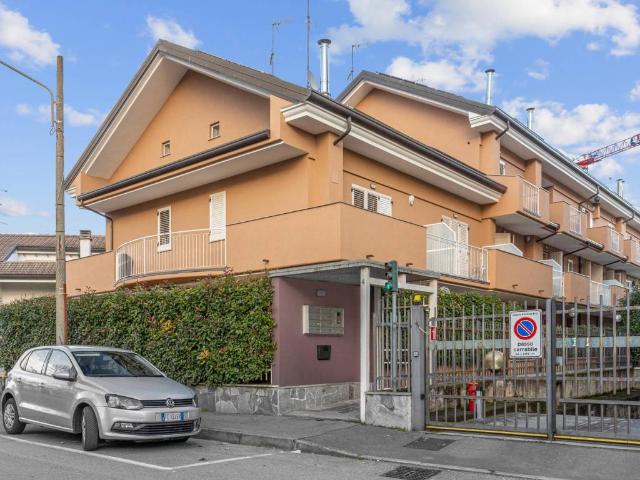 Villa Schiera in vendita a Seguro, Settimo Milanese