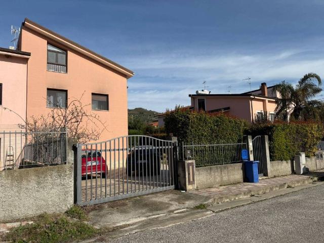 Villa Schiera in vendita a Calabria, Catanzaro