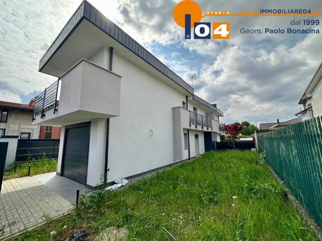 Villa Schiera in vendita a Seveso, Lombardia