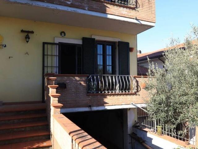 Villa Schiera in vendita a Pieve Di Sinalunga, Toscana