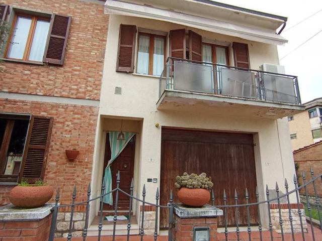 Villa Schiera in vendita a Pieve Di Sinalunga, Toscana