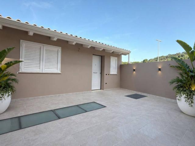 Villa Schiera in vendita a Sinnai, Sardigna/Sardegna