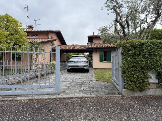 Villa Schiera in vendita a Lugana, Sirmione