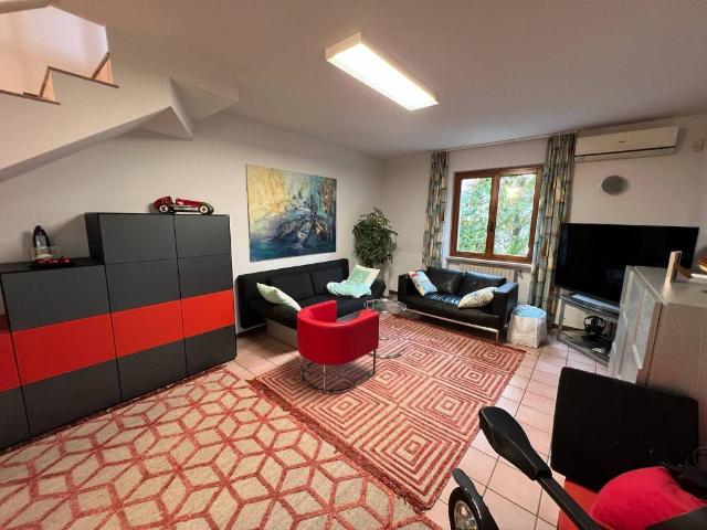 Villa Schiera in vendita a Lugana, Sirmione