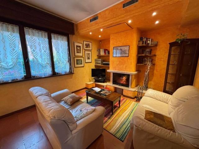 Villa Schiera in vendita a Lugana, Sirmione