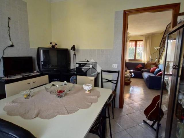 Villa Schiera in vendita a Sissa Trecasali, San Quirico Trecasali