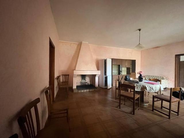 Villa Schiera in vendita a Siurgus Donigala, Sardigna/Sardegna