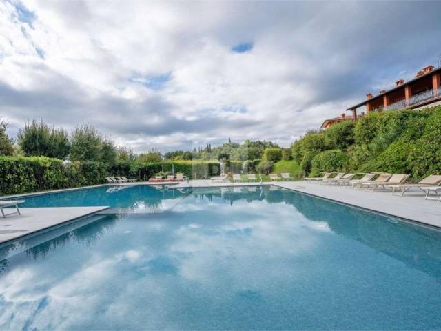 Villa Schiera in vendita a Soiano del Lago, Brescia