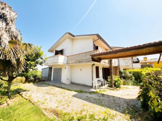 Villa Schiera in vendita a Arteselle, Solesino