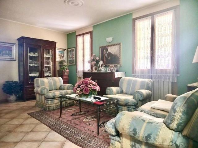 Villa Schiera in vendita a Solferino, Lombardia