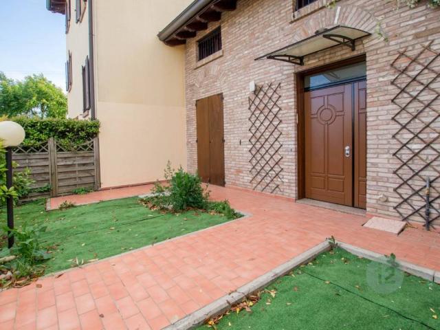 Villa Schiera in vendita a Unione delle Terre d'Argine, Soliera