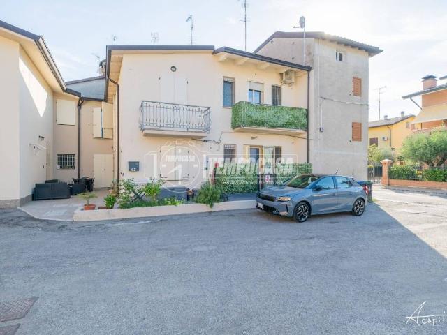 Villa Schiera in vendita a Unione delle Terre d'Argine, Soliera