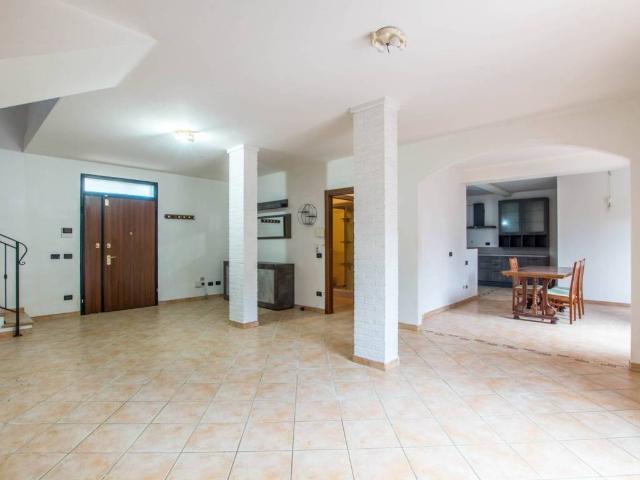 Villa Schiera in vendita a Unione delle Terre d'Argine, Soliera
