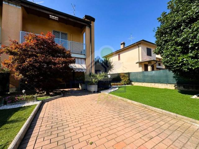 Villa Schiera in vendita a Somaglia, Lombardia