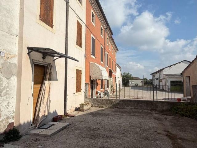 Villa Schiera in vendita a Pontepossero, Sorgà