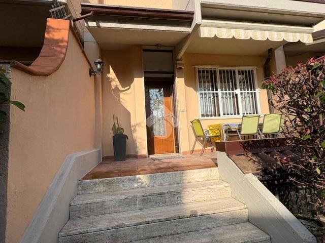 Villa Schiera in vendita a Azzonica, Sorisole