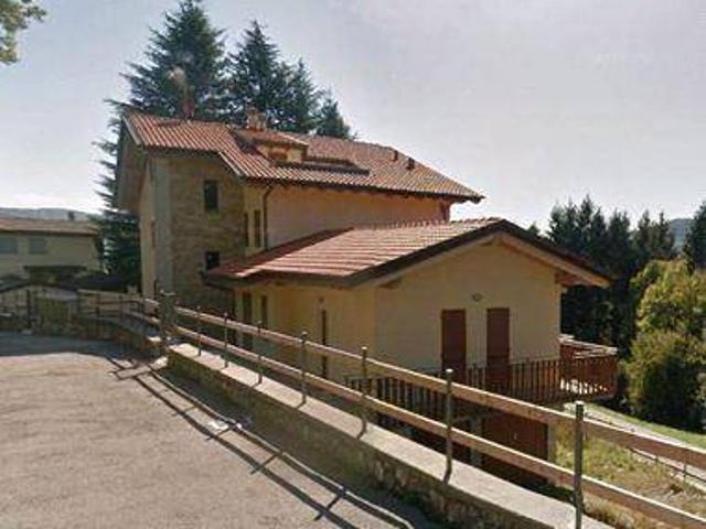 Villa Schiera in vendita a Sormano, Lombardia