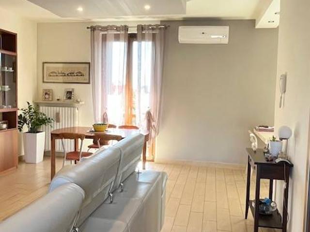 Villa Schiera in vendita a Bercio, Sotto Il Monte Giovanni