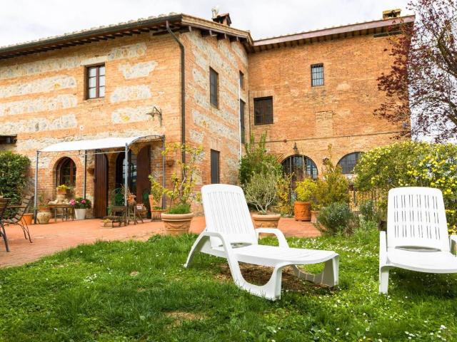 Villa Schiera in vendita a Sovicille, Toscana