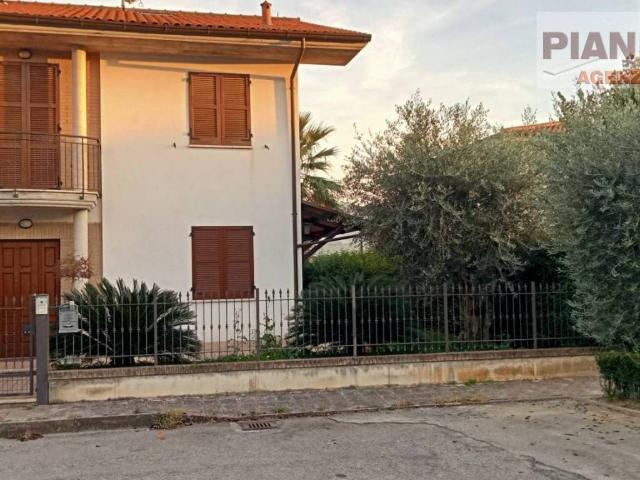 Villa Schiera in vendita a Marche, Ascoli Piceno