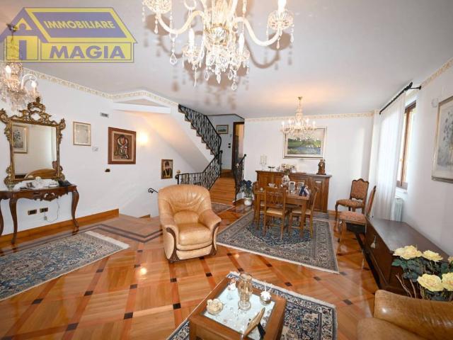 Villa Schiera in vendita a Marche, Ascoli Piceno