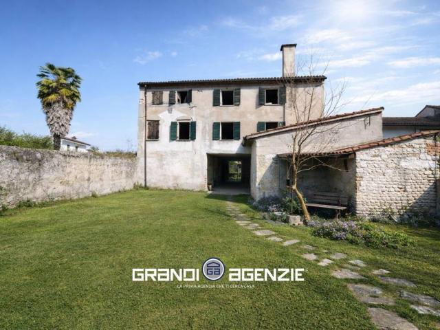 Villa Schiera in vendita a Spresiano, Veneto