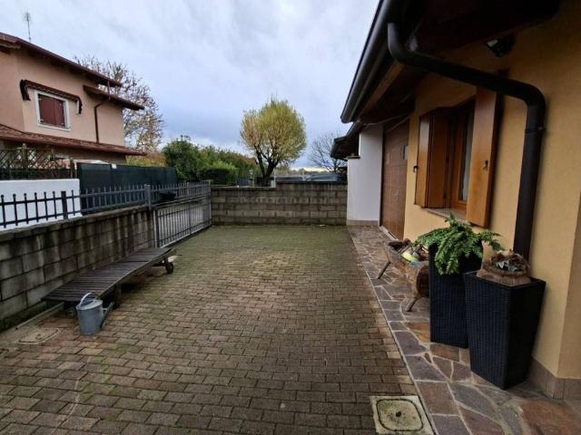 Villa Indipendente in vendita a Staranzano, Friuli-Venezia Giulia