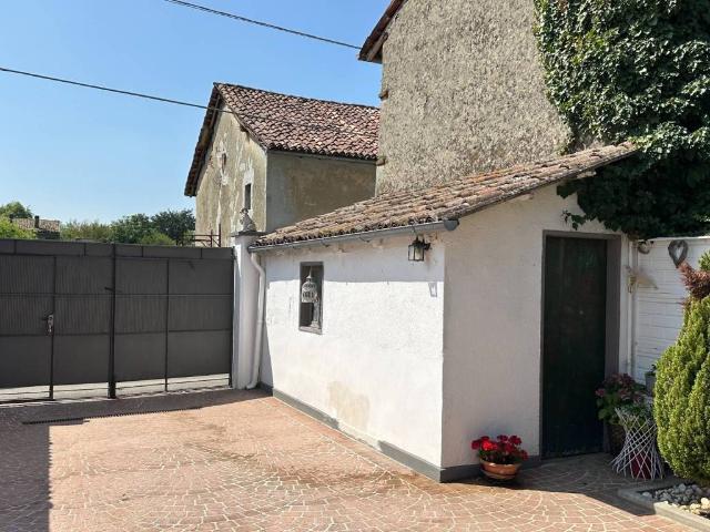 Villa Schiera in vendita a Suardi, Lombardia