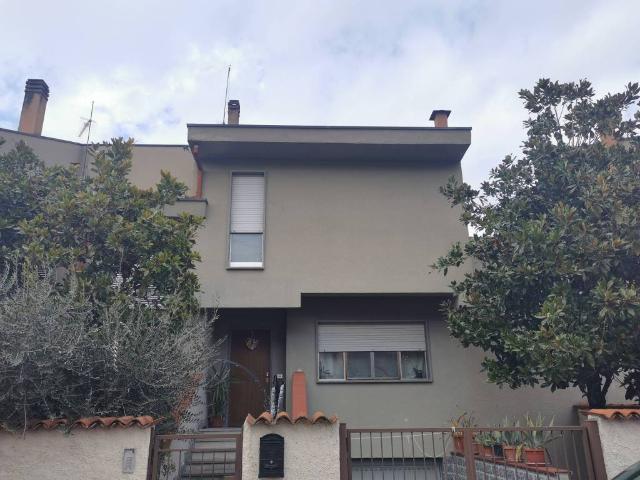 Villa Schiera in vendita a Sulmona, Abruzzo