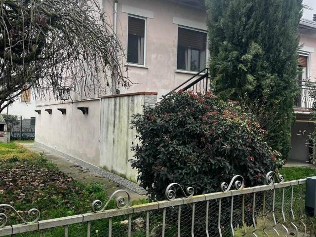 Villa Schiera in vendita a Marzole, Suzzara