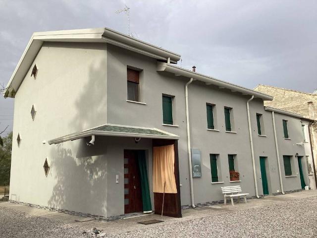 Villa Schiera in vendita a Taglio di Po, Rovigo
