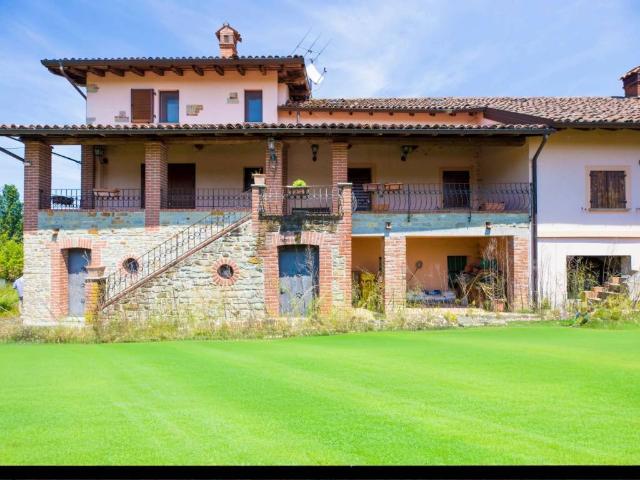 Villa Schiera in vendita a Piemonte, Alessandria