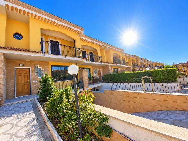 Villa Schiera in vendita a Borgonuovo, Tarano