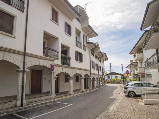 Villa Schiera in vendita a Tarcento, Friuli-Venezia Giulia
