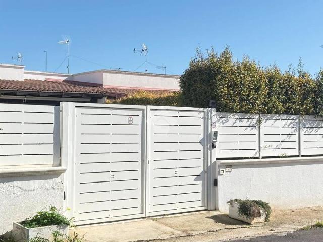 Villa Schiera in vendita a Marina di Mancaversa, Puglia