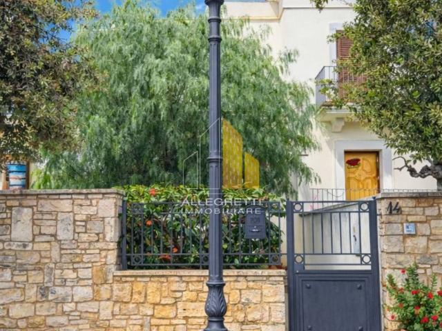 Villa Schiera in vendita a Puglia, Bari
