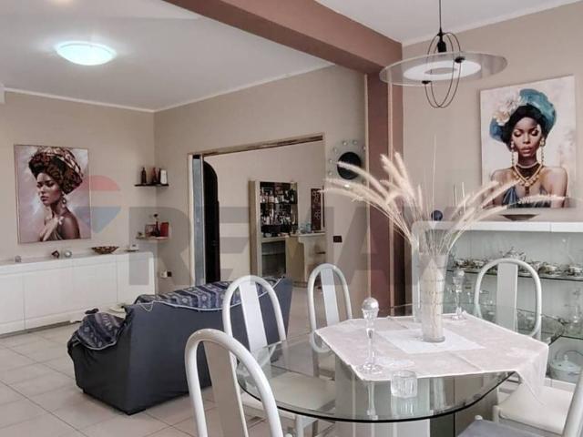 Villa Schiera in vendita a Termini Imerese, Sicilia
