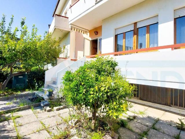 Villa Schiera in vendita a Termoli, Molise