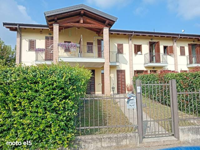 Villa Schiera in vendita a Santa Maria, Ternate